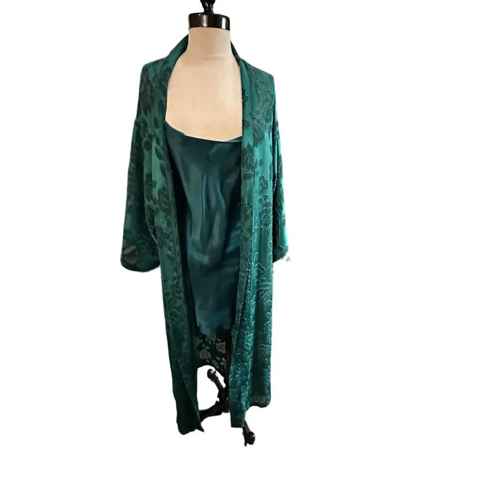 Vintage Victorias Secret Emerald Green Satin robe Size small gold label